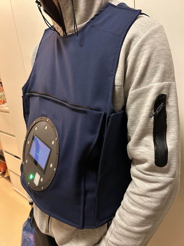 Weste im Profil getragen